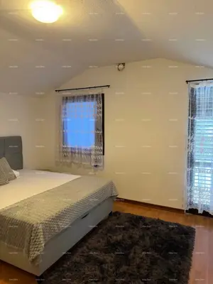 House 390 m², Labin - 3 rooms and 3 bathrooms - 9
