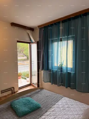 House 390 m², Labin - 3 rooms and 3 bathrooms - 4