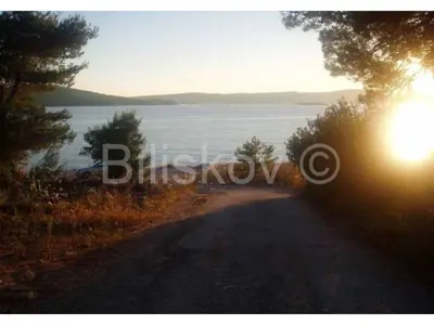 Building land 17 699 m², Milna - 80 m to the sea - 5