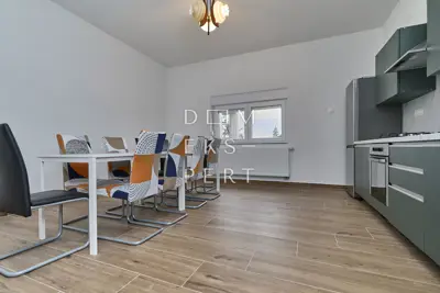 Goričica, GORIČICA, Kuća u nizu s dvorištem - 160 m² - 2