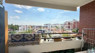 Wohnung 84 m², Ferenščica I. - 3-Zimmer, Balkon und Loggia - 3