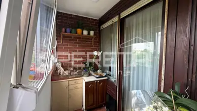 Wohnung 84 m², Ferenščica I. - 3-Zimmer, Balkon und Loggia - 10