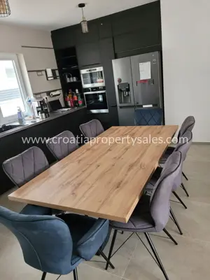 Haus 265 m², Vir - Pool und Dachterrasse mit Meerblick - 5