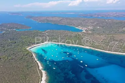 Building land 5 000 m², Soline, sea view - 4