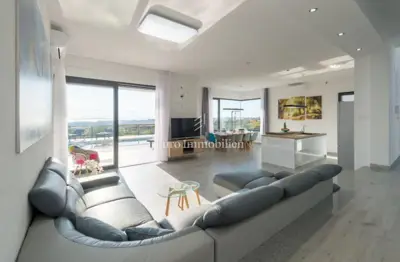 Haus zum Kauf in Bačvice, 245 m² - 5