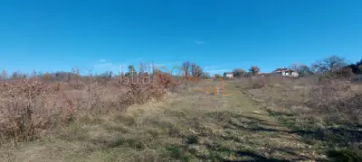 Zemljište 8.554 m², Cukrići - 2.935 m² građevinsko