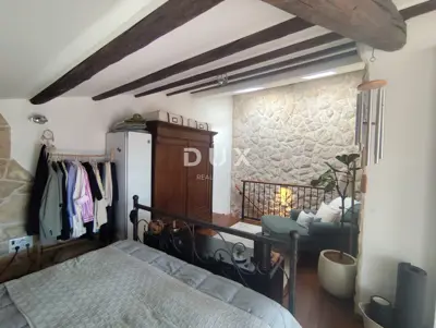 House 151 m², Šibenik - old town center - 14