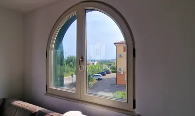 Kuća 110 m², Novigrad - pogled na more i uređena okućnica - 14