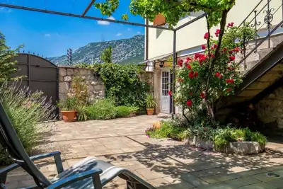 Villa 240 m², Tribalj - Pool und Wellness - 4