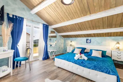 Villa 240 m², Tribalj - Pool und Wellness - 22