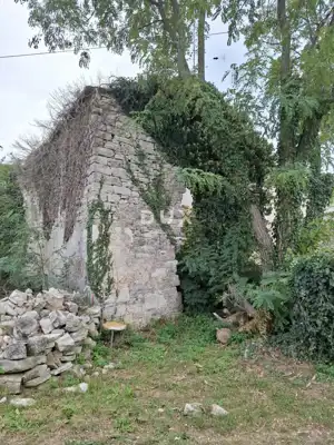 Haus 39 m², Krmed - Steinhaus zur Renovierung - 8