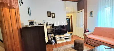 Stan 57,4 m², Opatija - Centar, vrt 111,4 m² i zaseban ulaz - 14