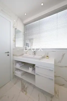 Hotel 1,299 m², Zadar Borik - 4 stars, 2 pools - 13