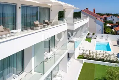 Hotel 1,299 m², Zadar Borik - 4 stars, 2 pools - 5