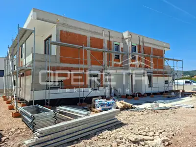 Haus 176 m², Vodice - ruhiger Teil, Pool und Privatsphäre - 9