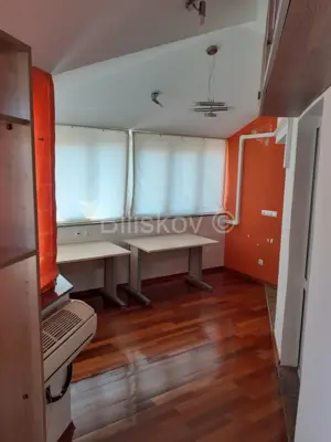 Gewerberaum 97 m², Solin Zentrum, 4 Büros und Miniküche - 3