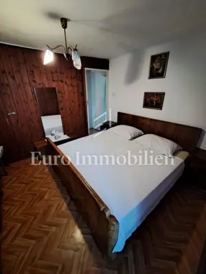 Semi-detached stone house 200 m², Vrbnik - sea view - 15