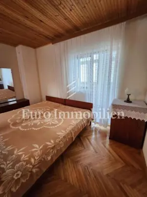 Semi-detached stone house 200 m², Vrbnik - sea view - 18