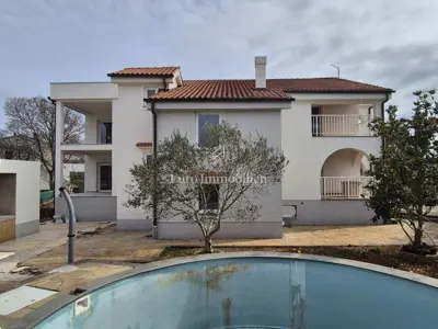 Wohnung zum Kauf in Krk, 81 m² - 2