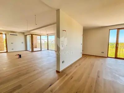 Apartment for sale in Novigrad, 156 m² - 17
