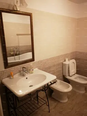 Labin okolica, Kamena kuća s bazenom i velikom okućnicom - 13
