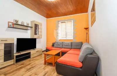Kuća 68 m², Pula centar uz Arenu, namještena i useljiva - 8