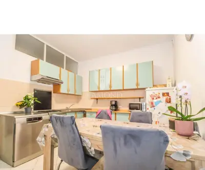 Kuća 68 m², Pula centar uz Arenu, namještena i useljiva