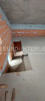 Stan 125 m², Gornji Bukovac - 2 stana, garažno mjesto - 17