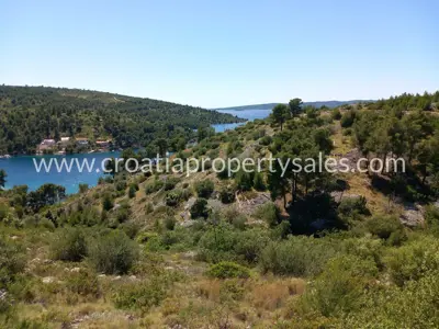 Zemljište 9.664 m², Otok Brač - blizu mora - 4
