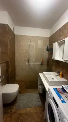 Stan 86 m², Brodarica kraj Šibenika - pogled na more - 10