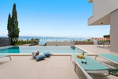 Villa in Omiš, sea view and walking distance to the center - 3