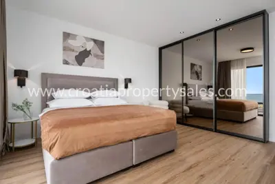 Villa in Omiš, sea view and walking distance to the center - 11
