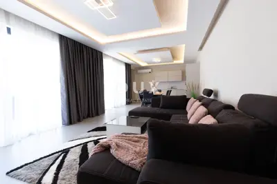 Istra, Rovinj, 4-sobna kuća, 160 m², okućnica, 400 m od mora - 4