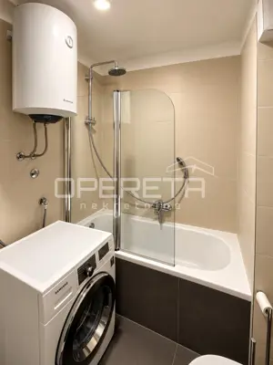 Wohnung 77,6 m², Sućidar - 2 Zimmer, Loggia und Garagenstellplatz - 13