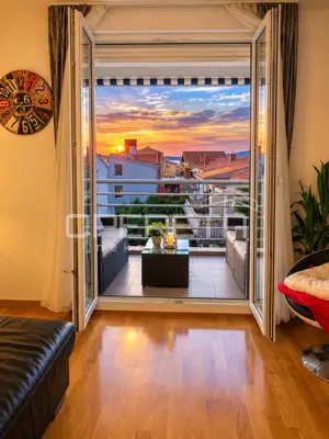 Wohnung 77,6 m², Sućidar - 2 Zimmer, Loggia und Garagenstellplatz - 5