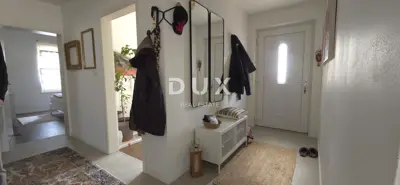 House 125 m², Tinjan - pool and Mediterranean garden - 21