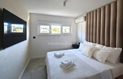Apartment 70 m², Malinska - quiet location and partial sea view - 10