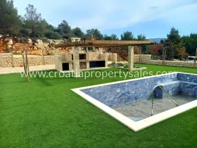 Apartment, Šibenik, 293 m², 4-room, 1 150 000 € - 3