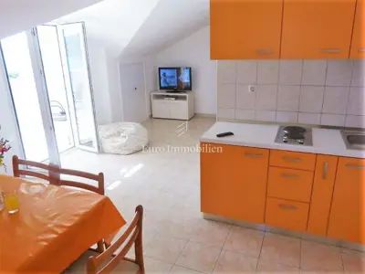 Apartmanska kuća 507 m², Rogoznica - 80 m od mora - 8