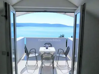 Apartmanska kuća 507 m², Rogoznica - 80 m od mora