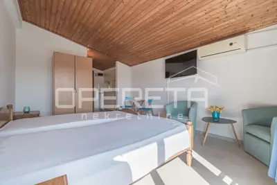 Studio apartment 21.73 m², Vrsar - green views and French balcony - 2