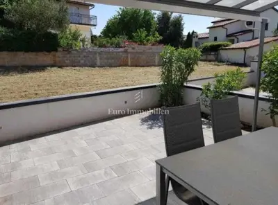 Stan 74 m², Poreč - prizemlje, dvije terase i bazen - 4