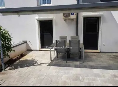 Stan 74 m², Poreč - prizemlje, dvije terase i bazen - 5