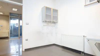 Sesvete, SESVETE, Gewerberaum in ausgezeichneter Lage - 120 m² - 8