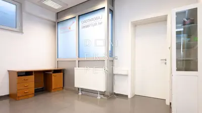 Sesvete, SESVETE, Gewerberaum in ausgezeichneter Lage - 120 m² - 13