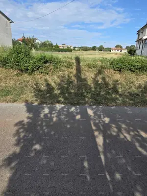 Bauland 840 m², Marčana - regelmäßige Form - 2