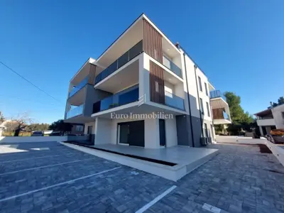 Wohnung zum Kauf in Srima, 192,7 m² - 3