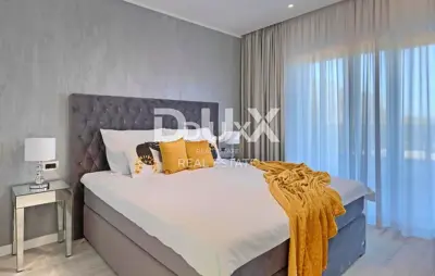 Kuća 195 m², Barban - bazen i okućnica - 9
