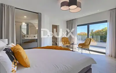 Kuća 195 m², Barban - bazen i okućnica - 8
