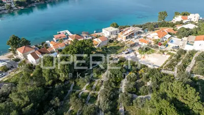 Building plot 507 m², Lumbarda - peaceful Račišće bay - 2